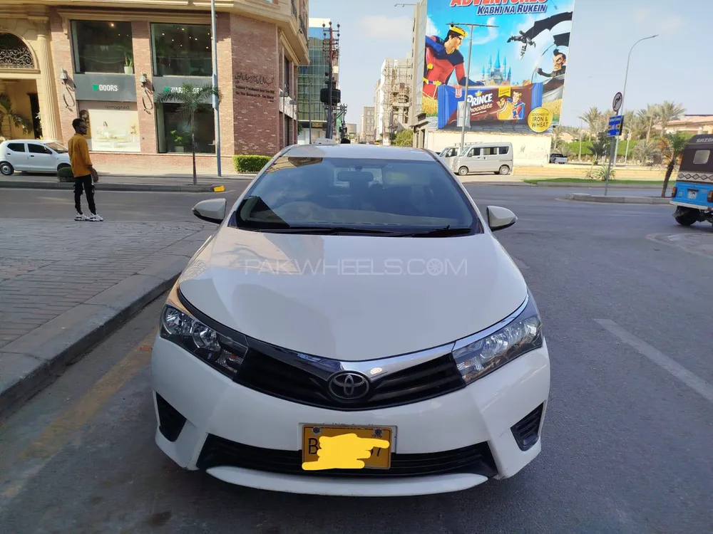 Toyota Corolla 2016 for Sale in Karachi Image-1