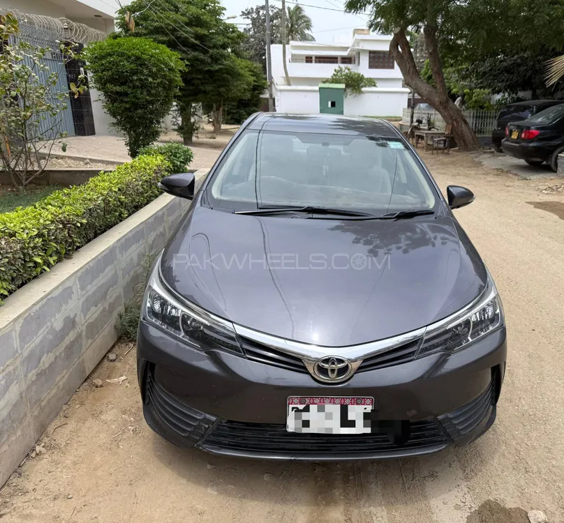 Toyota Corolla 2019 for Sale in Karachi Image-1