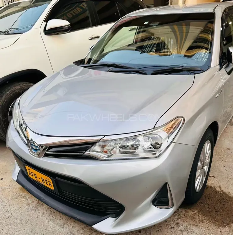 Toyota Corolla 2018 for Sale in Karachi Image-1