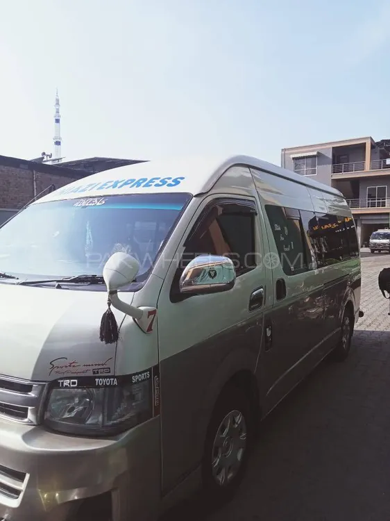 Toyota Hiace 2008 for Sale in Nowshera Image-1