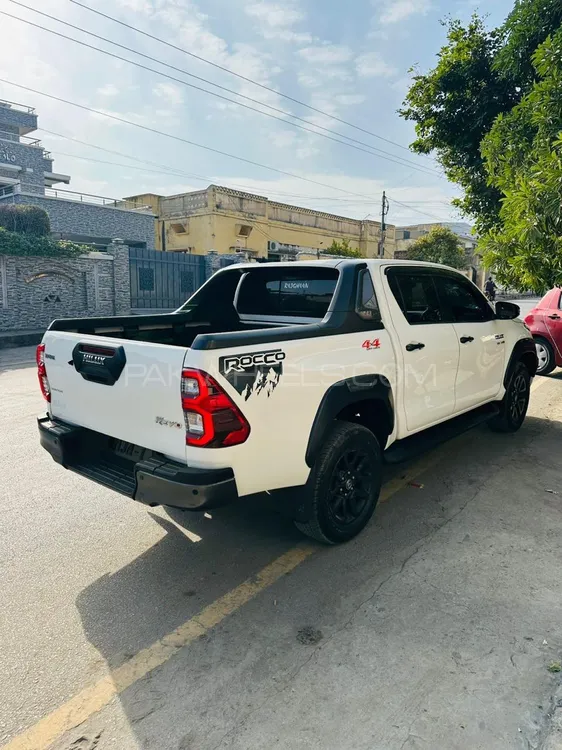 Toyota Hilux 2022 for Sale in Mirpur A.K. Image-1
