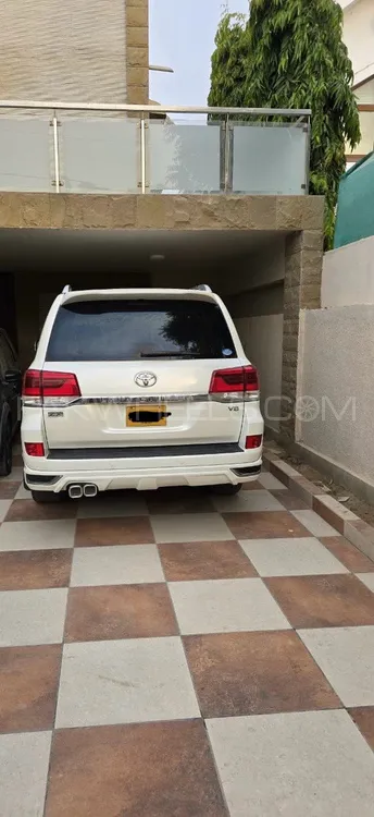 Toyota Land Cruiser 2015 for Sale in Karachi Image-1