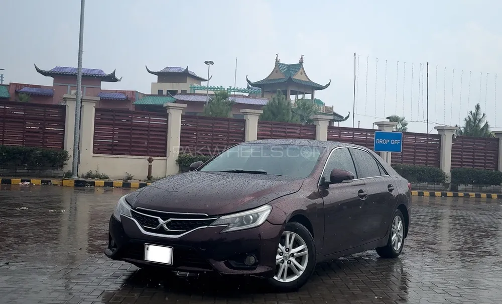 Toyota Mark X 2013 for Sale in Lahore Image-1