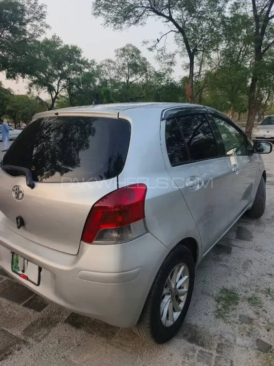 Toyota Vitz 2010 for Sale in Islamabad Image-1
