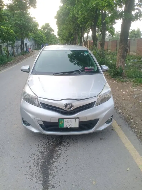 Toyota Vitz 2013 for Sale in Rawalpindi Image-1