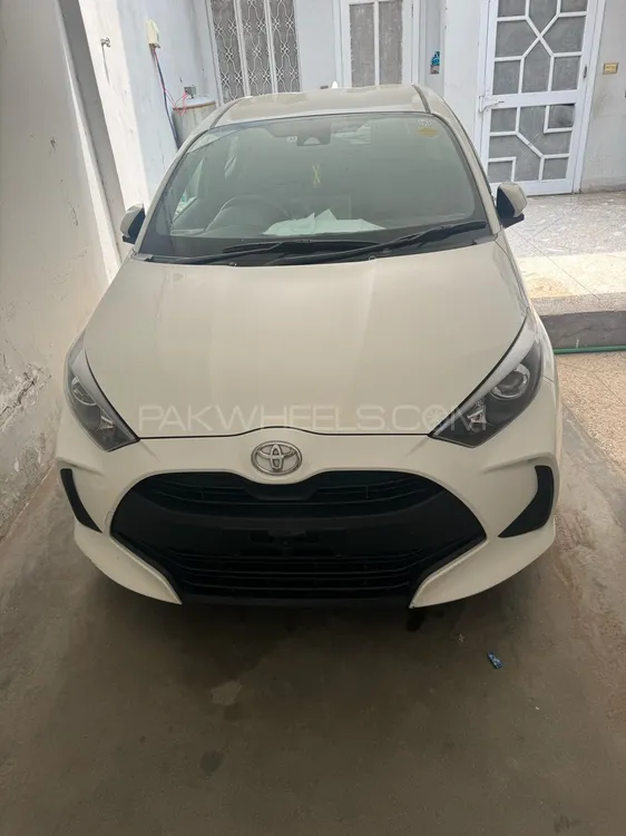Toyota Yaris Hatchback 2021 for Sale in Sheikhupura Image-1
