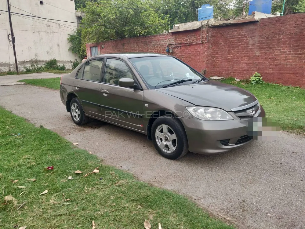 Honda Civic 2004 for Sale in Lahore Image-1