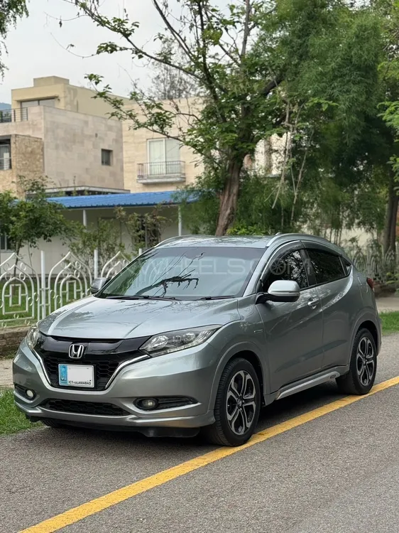Honda Vezel 2014 for Sale in Islamabad Image-1