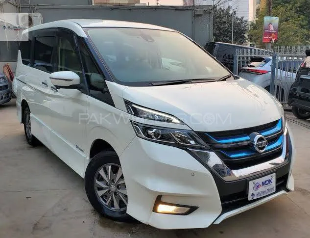 نسان سرینا 2018 for Sale in کراچی Image-1