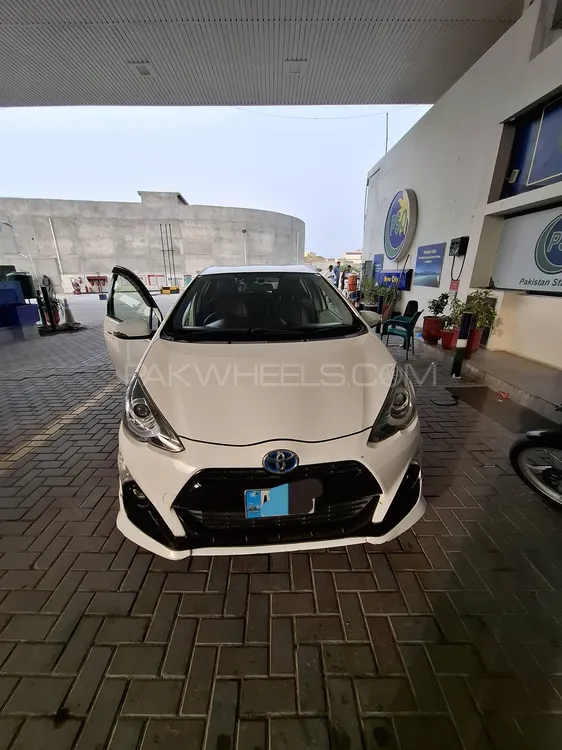 Toyota Aqua 2016 for Sale in Wah cantt Image-1