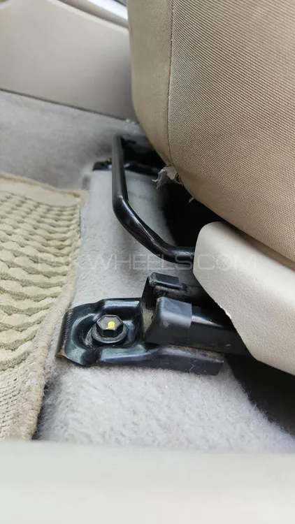 Toyota Corolla 2010 for Sale in Mian Wali Image-1