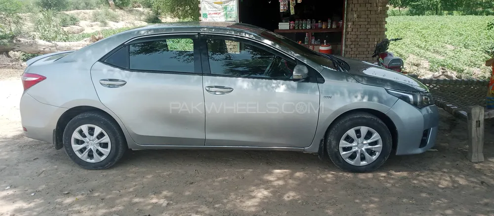 Toyota Corolla 2014 for Sale in Chak jhumra Image-1