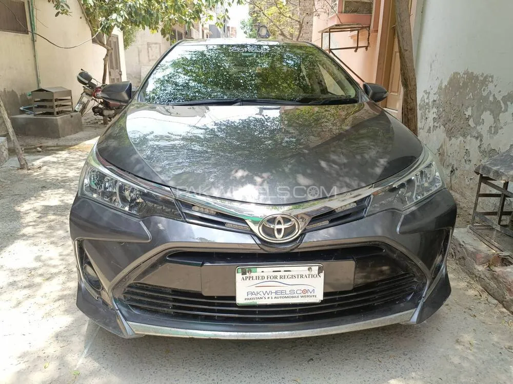 Toyota Corolla 2018 for Sale in Faisalabad Image-1