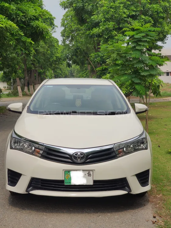 Toyota Corolla 2016 for Sale in Lahore Image-1