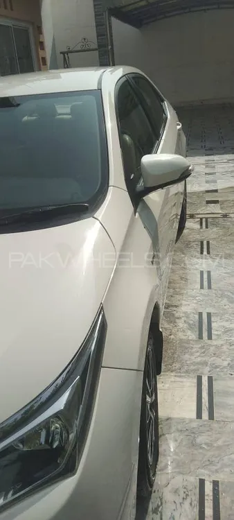 Toyota Corolla 2018 for Sale in Gujrat Image-1