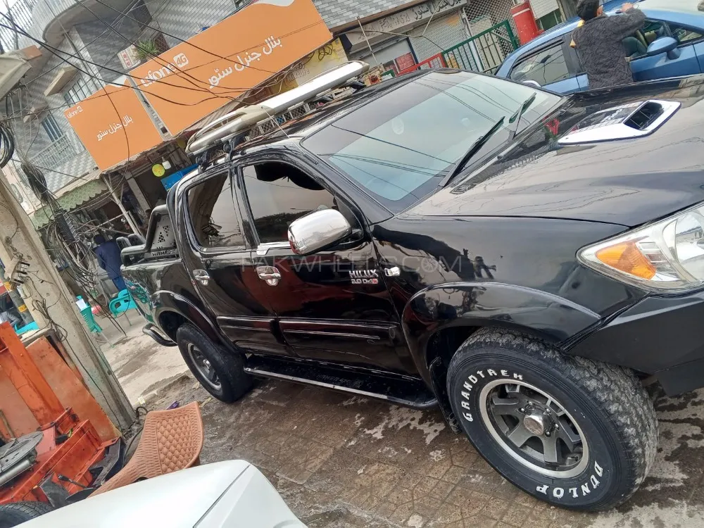 Toyota Hilux 2006 for Sale in Islamabad Image-1