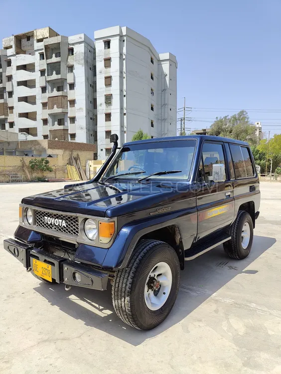 Toyota Land Cruiser 1990 for Sale in Hyderabad Image-1