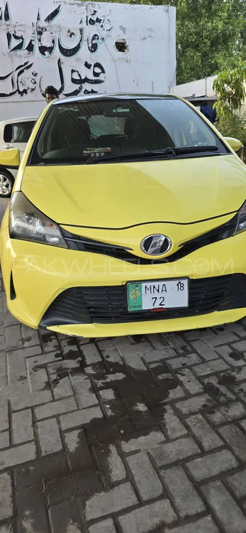 Toyota Vitz 2014 for Sale in Multan Image-1
