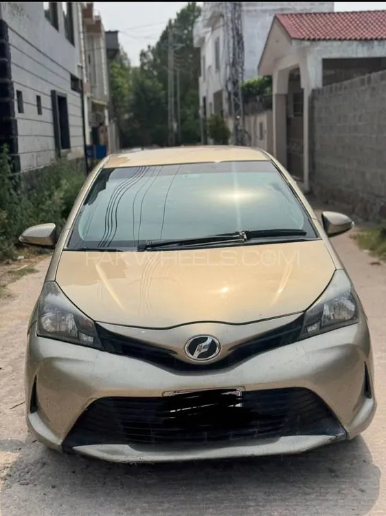Toyota Vitz 2014 for Sale in Bahawalpur Image-1