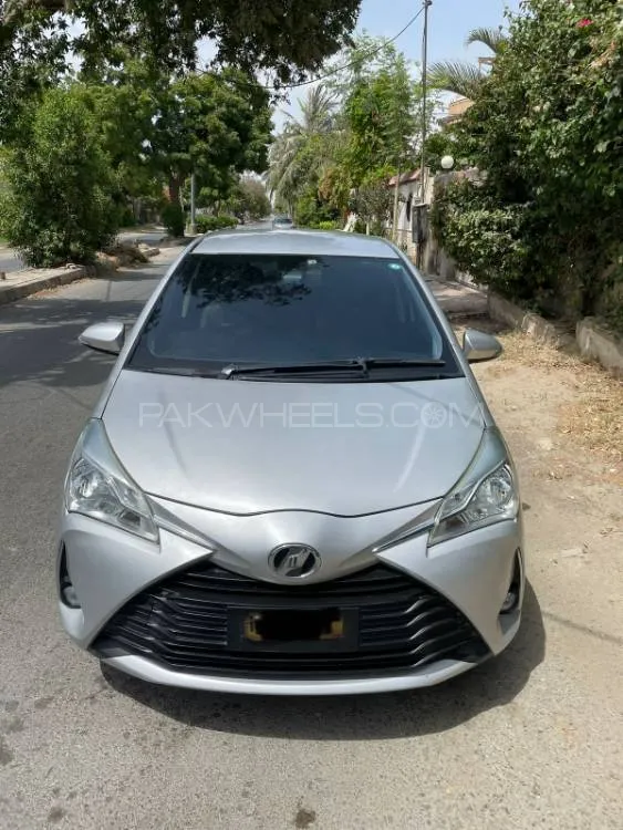 Toyota Vitz 2018 for Sale in Karachi Image-1