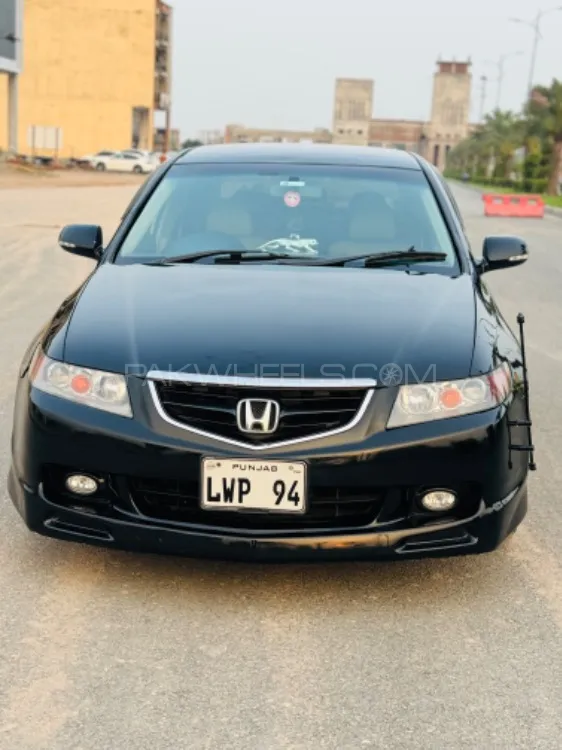 Honda Accord 2002 for Sale in Lahore Image-1