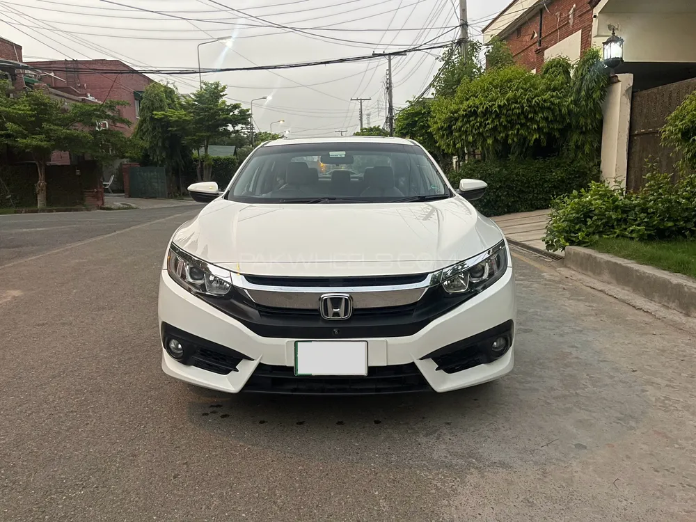 Honda Civic 2017 for Sale in Lahore Image-1