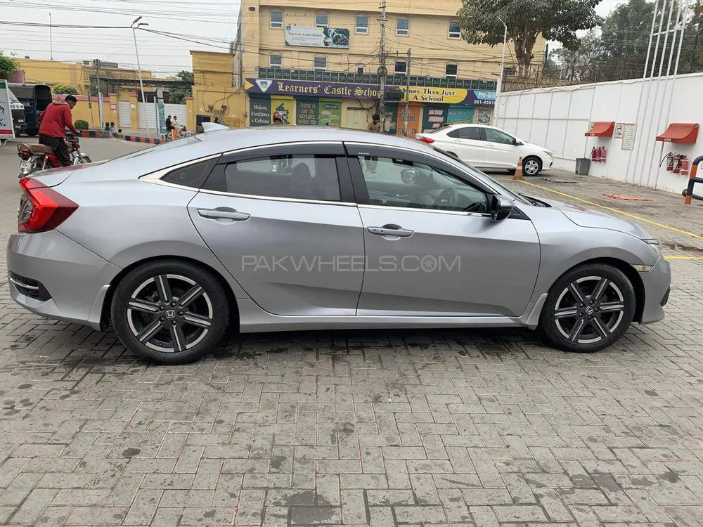 Honda Civic 2021 for Sale in Lahore Image-1