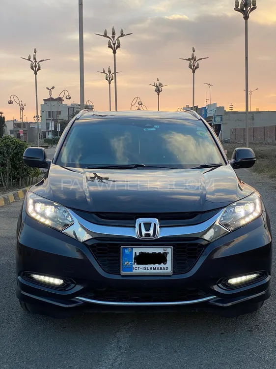 Honda Vezel 2016 for Sale in Gujranwala Image-1