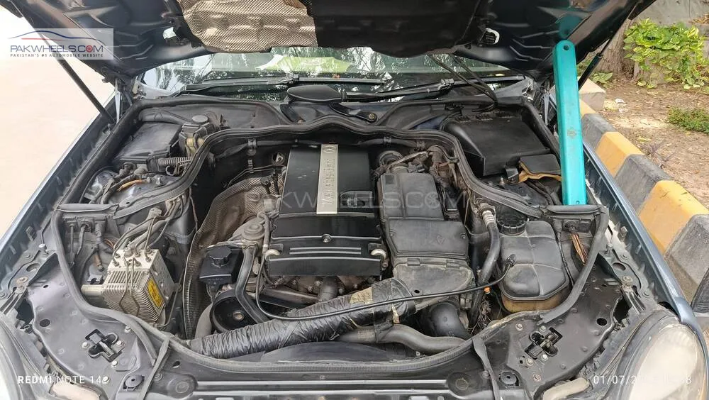 Mercedes Benz E Class 2003 for Sale in Karachi Mercedes Benz E Class 2003 for Sale in Karachi Image-7