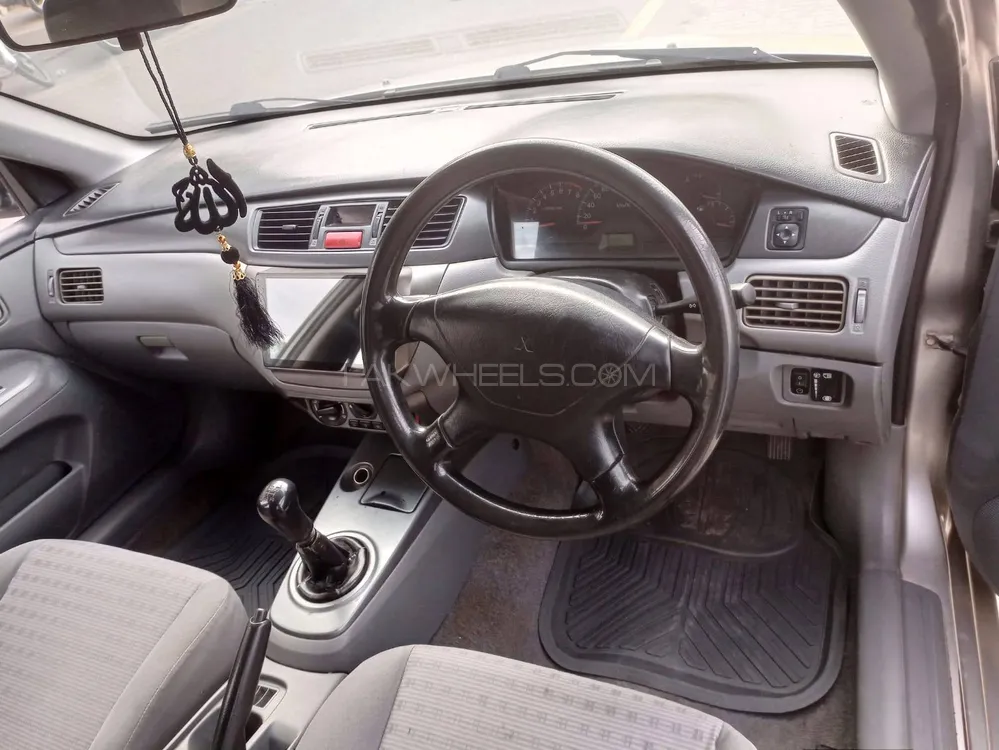 Mitsubishi Lancer 2005 for Sale in Faisalabad Image-1