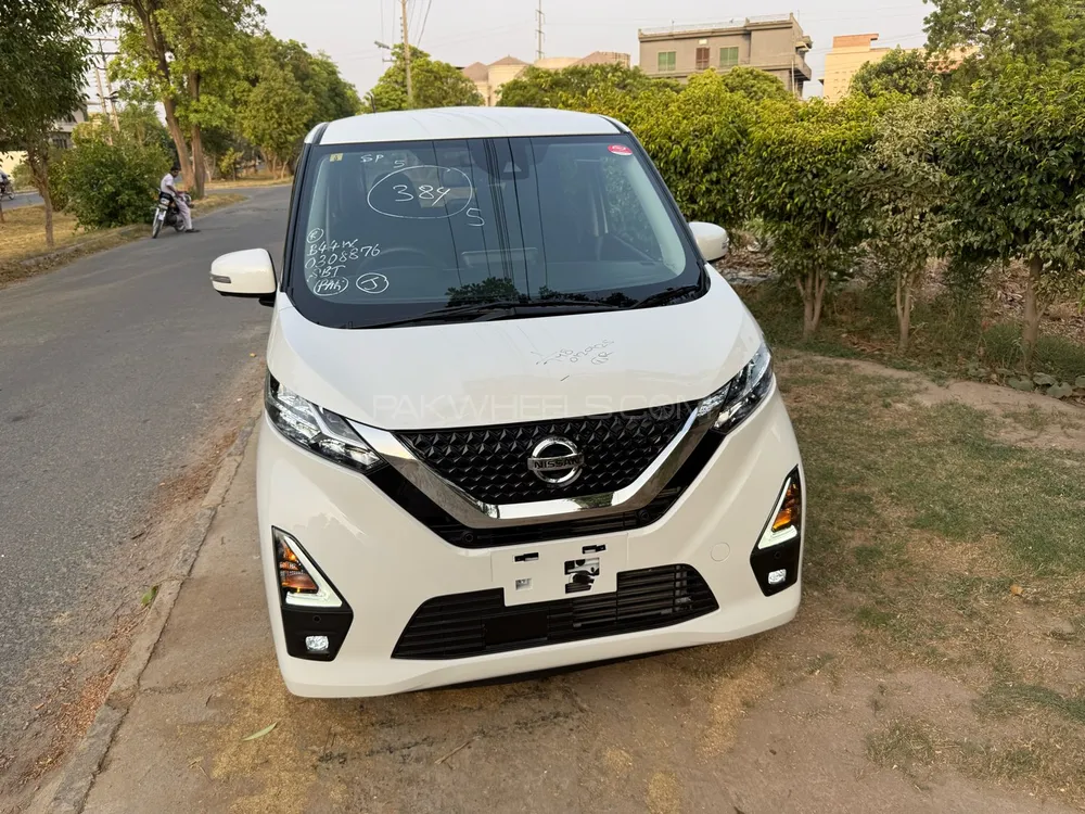 Nissan Dayz 2023 for Sale in Lahore Image-1