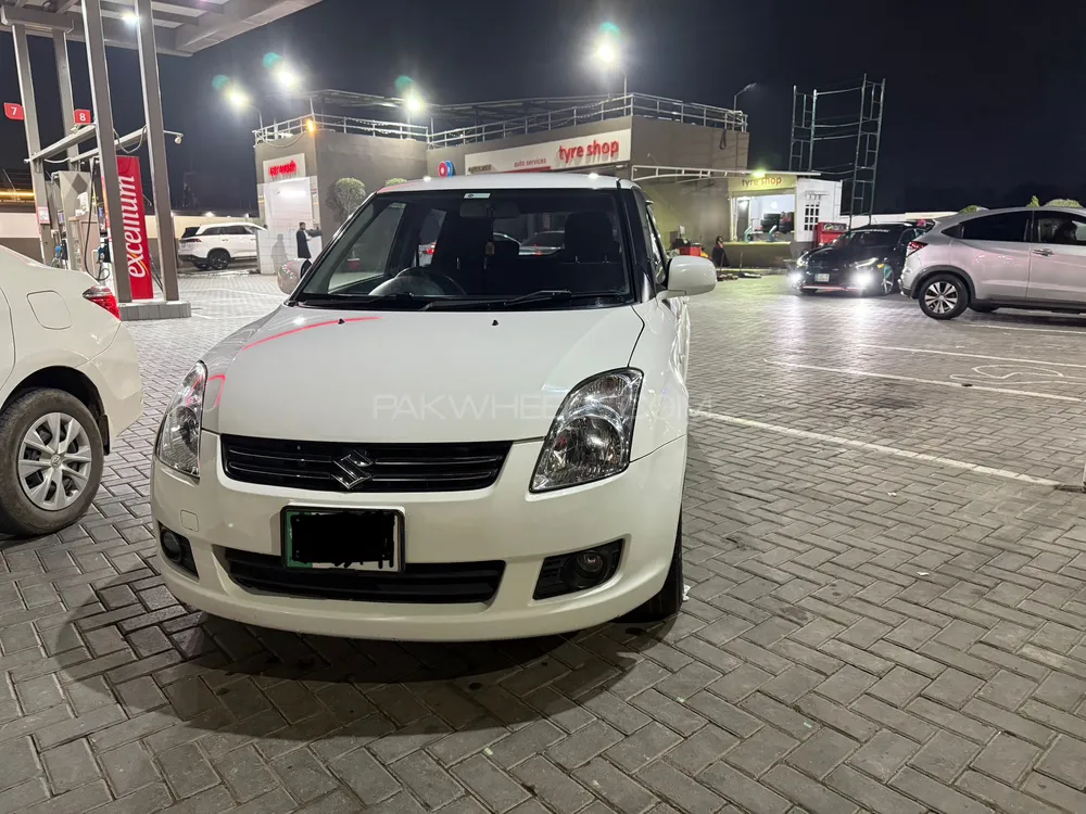 Suzuki Swift 2018 for Sale in Lahore Image-1