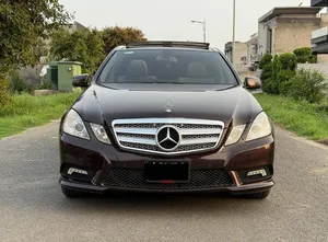 Mercedes Benz E Class E200 2011 for Sale
