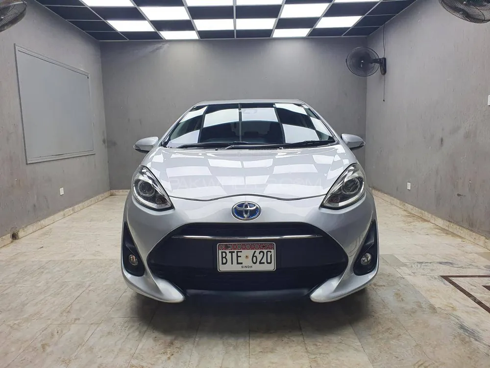 Toyota Aqua 2017 for Sale in Karachi Image-1