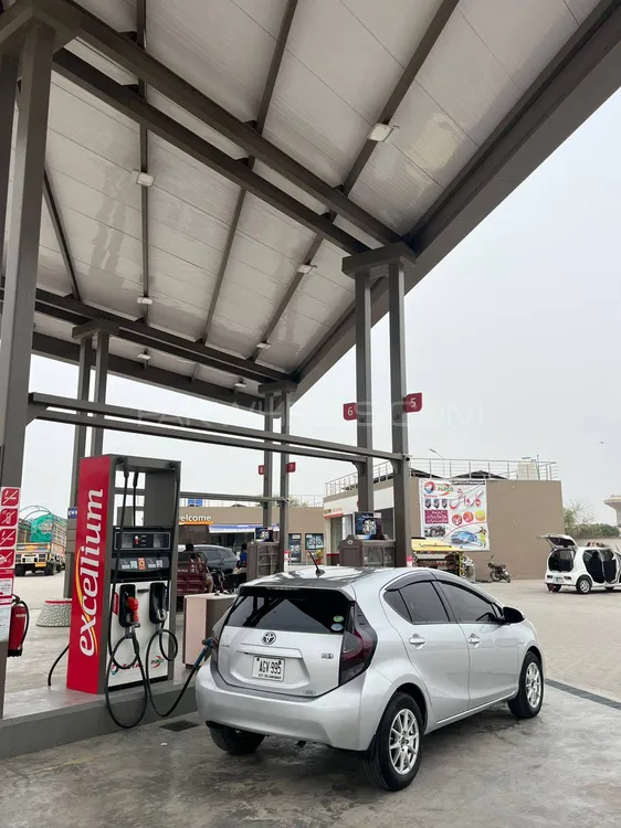 Toyota Aqua 2014 for Sale in Multan Image-1