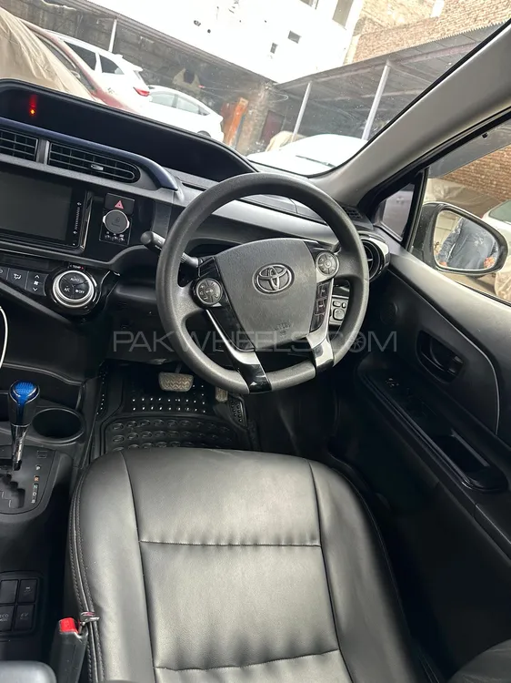 Toyota Aqua 2015 for Sale in Peshawar Image-1