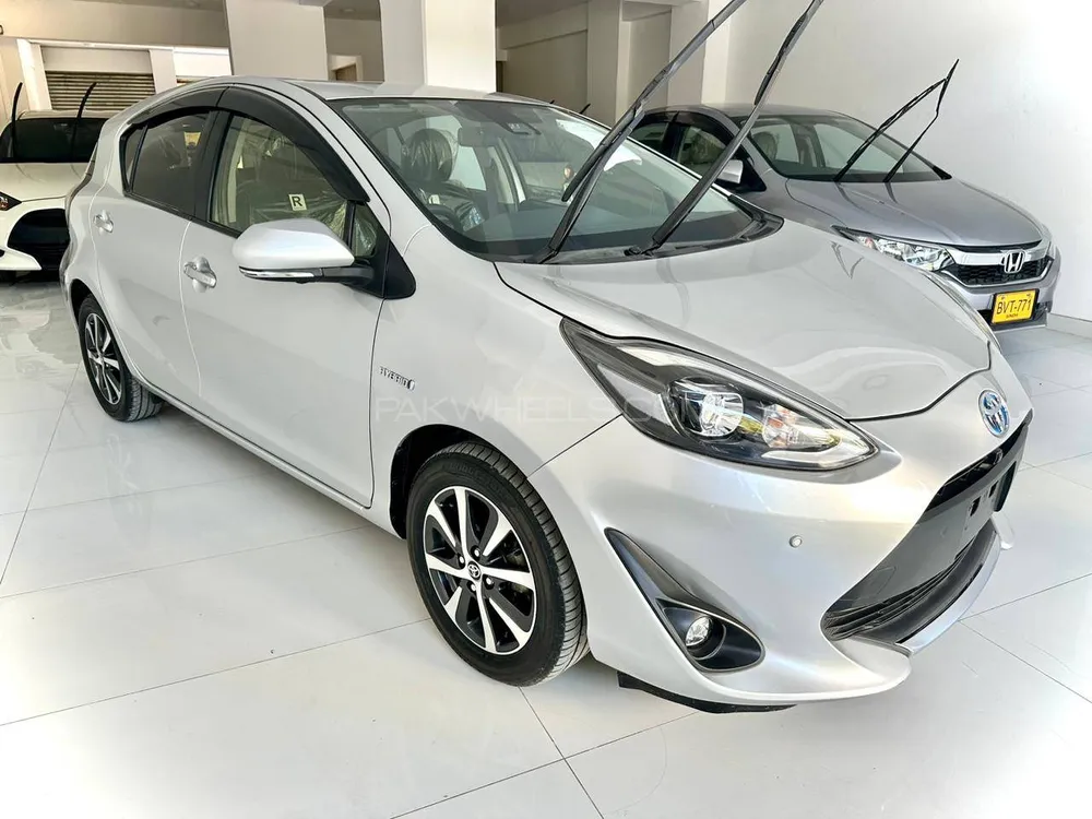 Toyota Aqua 2019 for Sale in Karachi Image-1