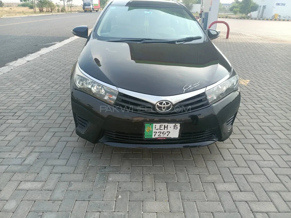 Toyota Corolla 2015 for Sale in Mamu kunjan Image-1