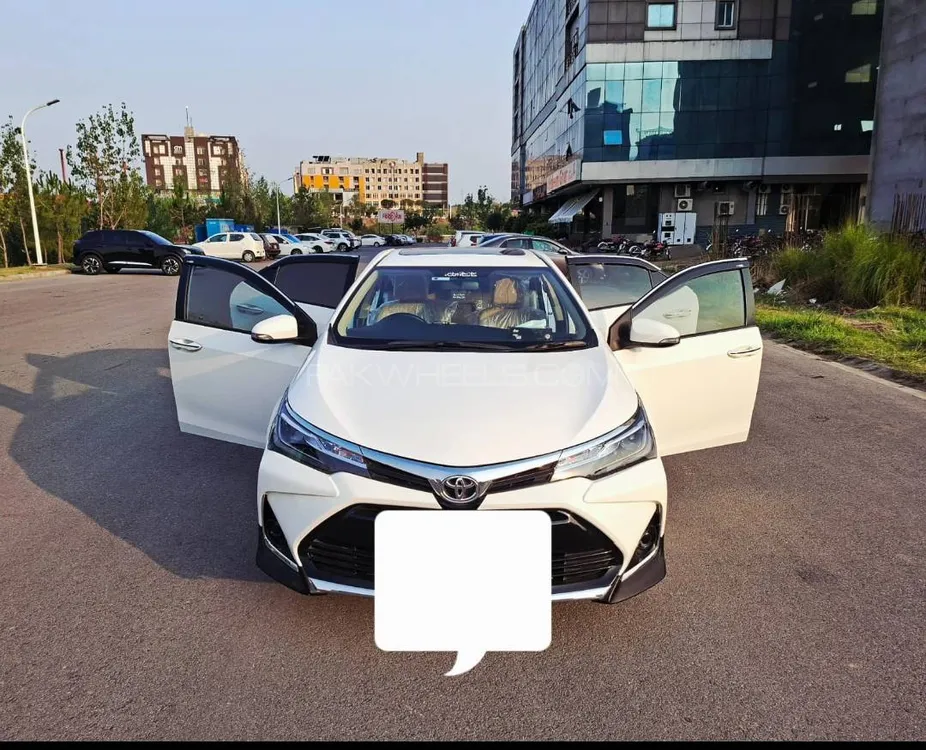 Toyota Corolla 2022 for Sale in Islamabad Image-1