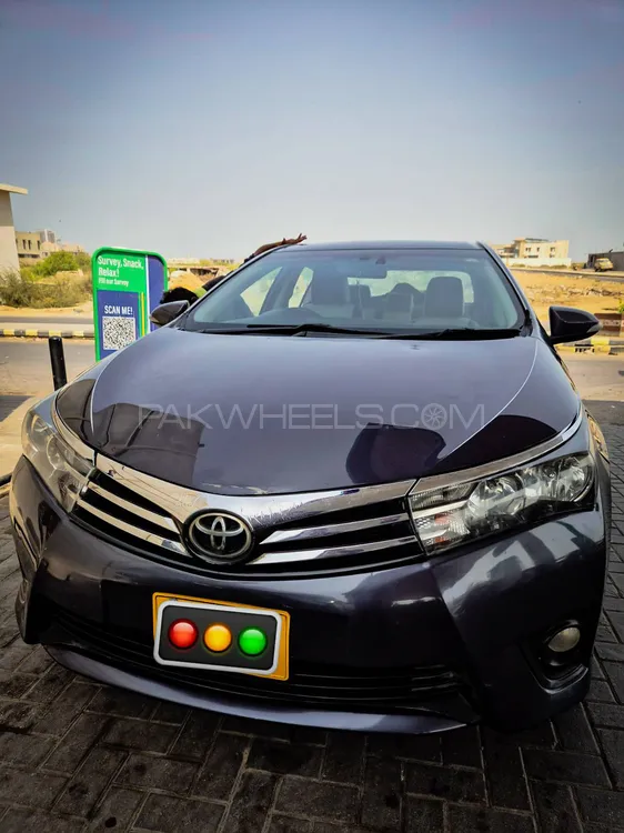 Toyota Corolla 2014 for Sale in Karachi Image-1
