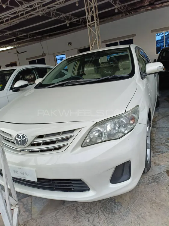 Toyota Corolla 2011 for Sale in Peshawar Image-1
