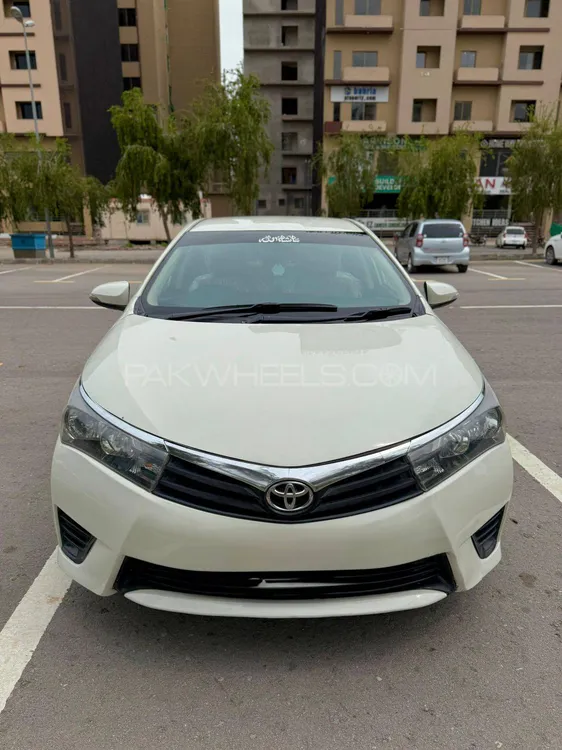 Toyota Corolla 2015 for Sale in Gujrat Image-1