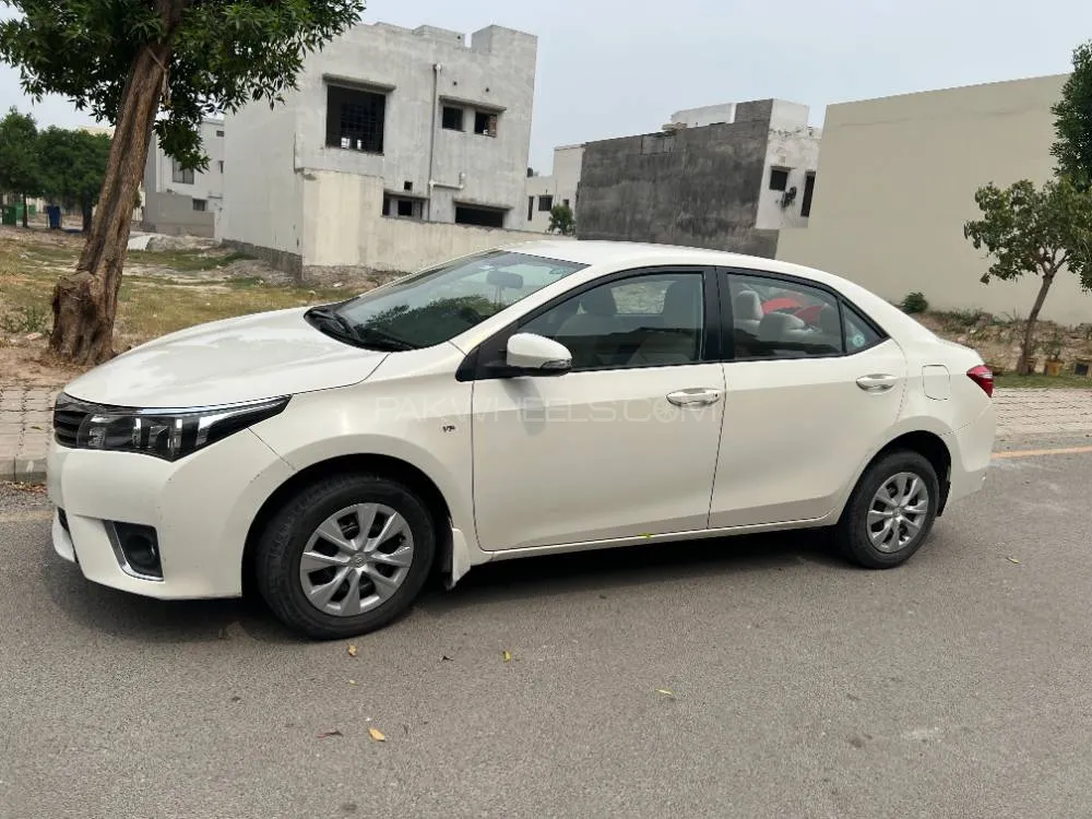 Toyota Corolla 2016 for Sale in Lahore Image-1