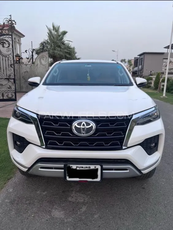 ٹویوٹا فورچیونر 2021 for Sale in لاہور Image-1