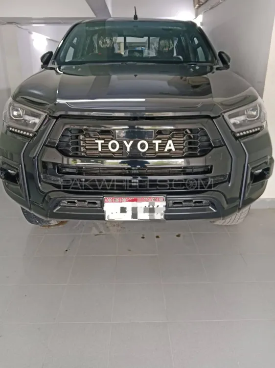 Toyota Hilux 2024 for Sale in Karachi Image-1