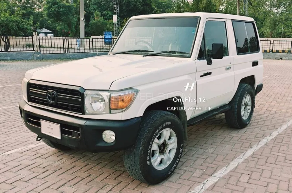 Toyota Land Cruiser 2007 for Sale in Islamabad Image-1