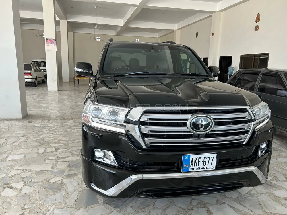 Toyota Land Cruiser 2015 for Sale in Peshawar Image-1