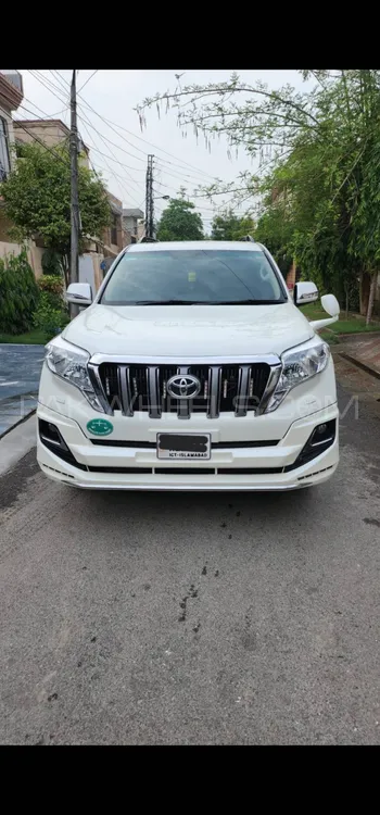 Toyota Prado 2012 for Sale in Lahore Image-1