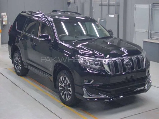 Toyota Prado 2021 for Sale in Karachi Image-1