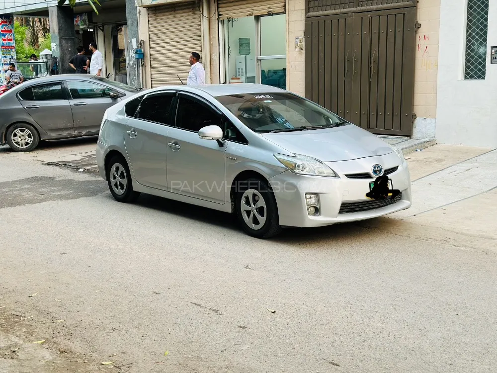 Toyota Prius 2012 for Sale in Faisalabad Image-1
